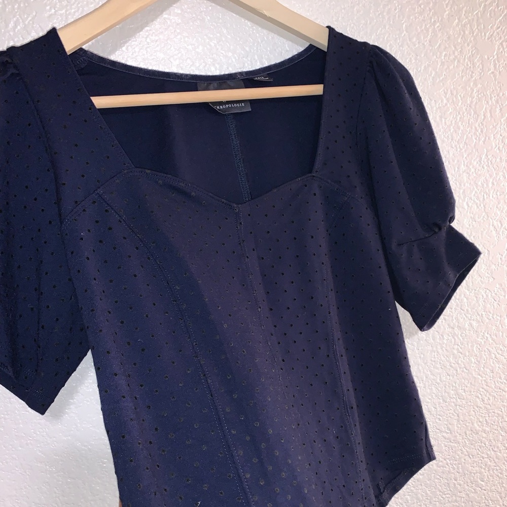 Navy sweetheart neck cropped top